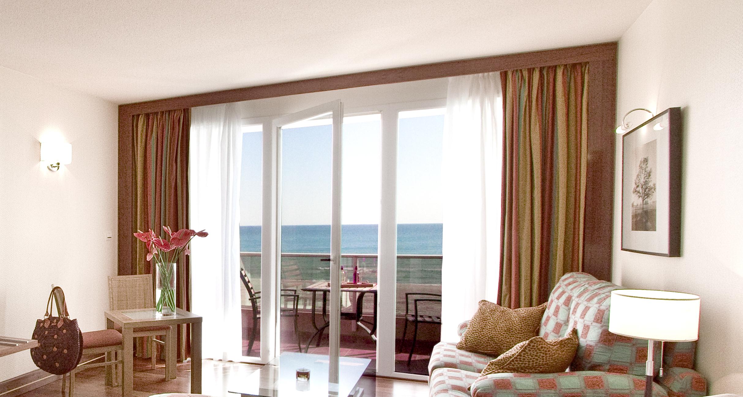 Grand Hotel Les Flamants Roses Thalasso & Spa Кане Екстериор снимка