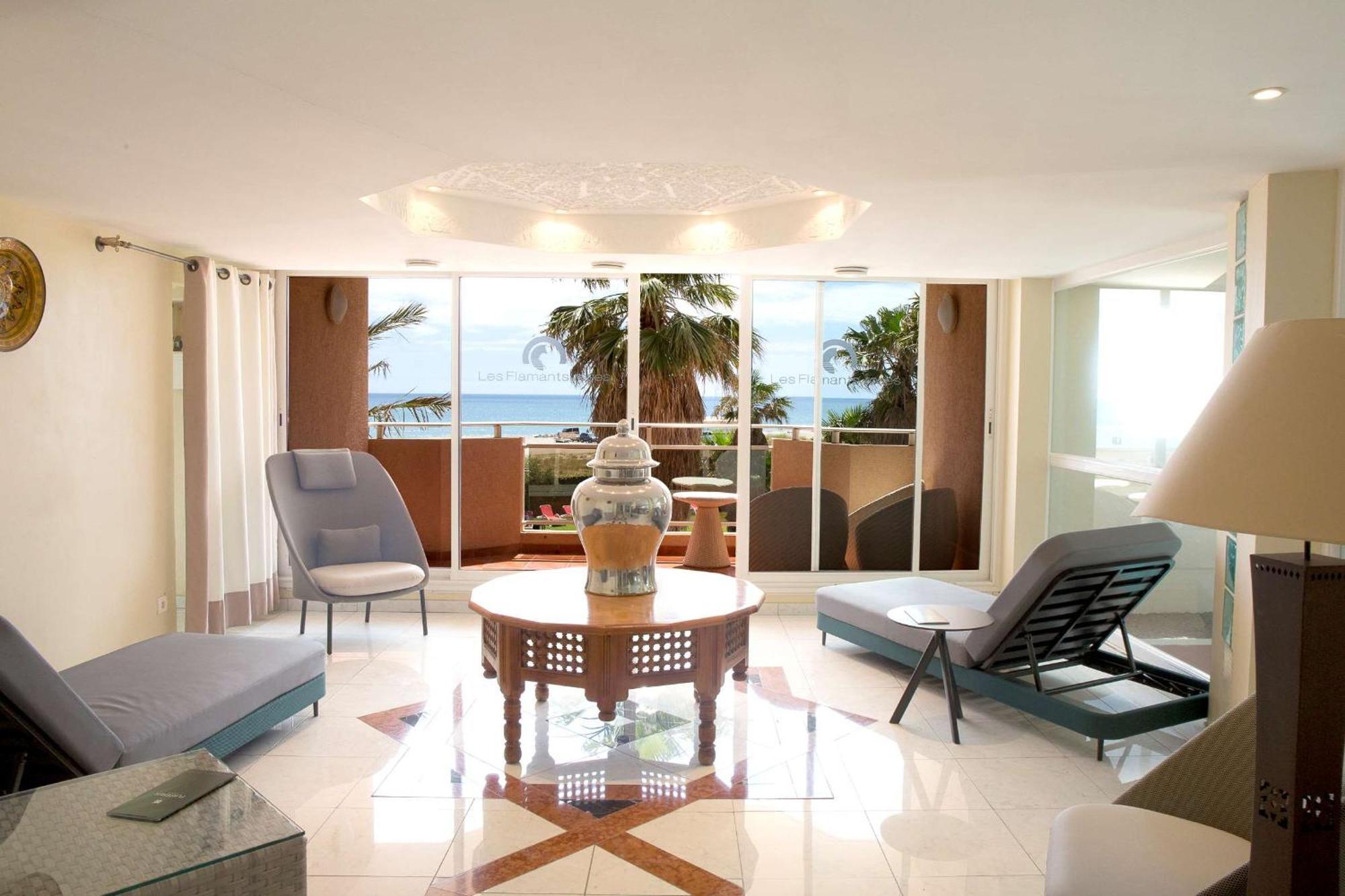 Grand Hotel Les Flamants Roses Thalasso & Spa Кане Екстериор снимка